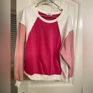 Colorblock Sweatshirt in Red and Pink